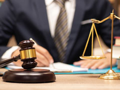 <b>深圳合同律師解析：合同違約解除后，違約方責(zé)任全知道</b>